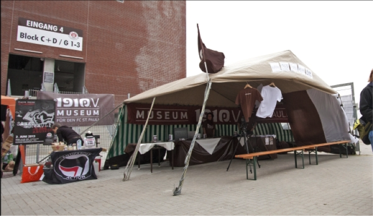 1910 Museum Stand Fanfest 2013